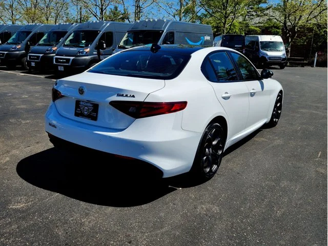 SEMINUEVOS ALFA ROMEO Giulia at Columbus in Bob Caldwell Chrysler Jeep Dodge Ram