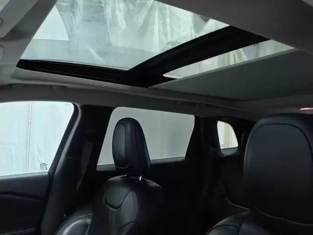 SEMINUEVOS Jeep Cherokee a Estados en autogozo