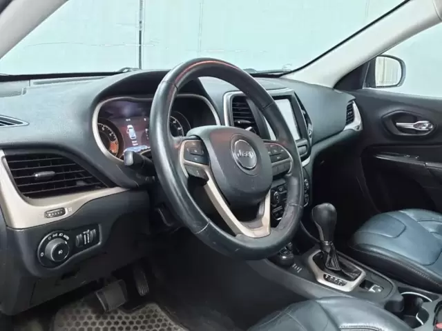 SEMINUEVOS Jeep Cherokee a Estados en autogozo