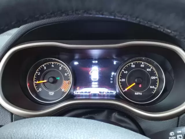 SEMINUEVOS Jeep Cherokee a Estados en autogozo