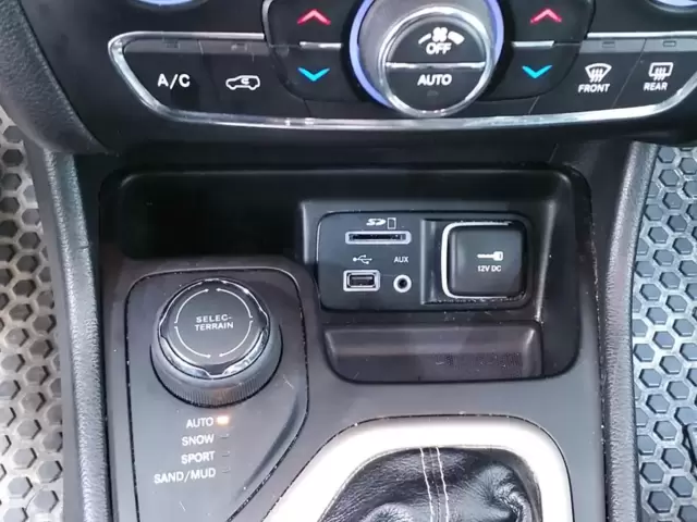 SEMINUEVOS Jeep Cherokee a Estados en autogozo