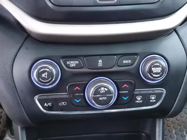 SEMINUEVOS Jeep Cherokee a Estados en autogozo