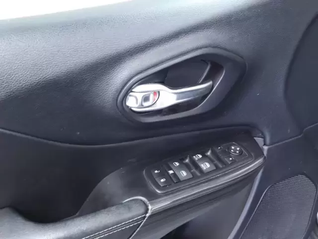 SEMINUEVOS Jeep Cherokee a Estados en autogozo