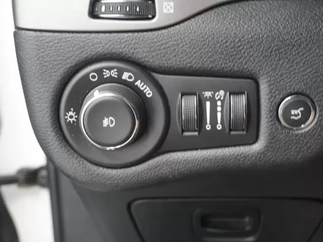 SEMINUEVOS Jeep Cherokee a Estados en autogozo