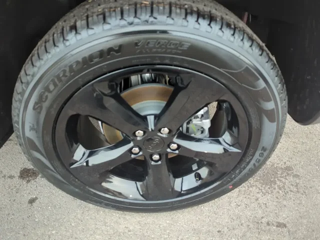 Nuevos JEEP GRAND CHEROKEE à Estados chez autogozo