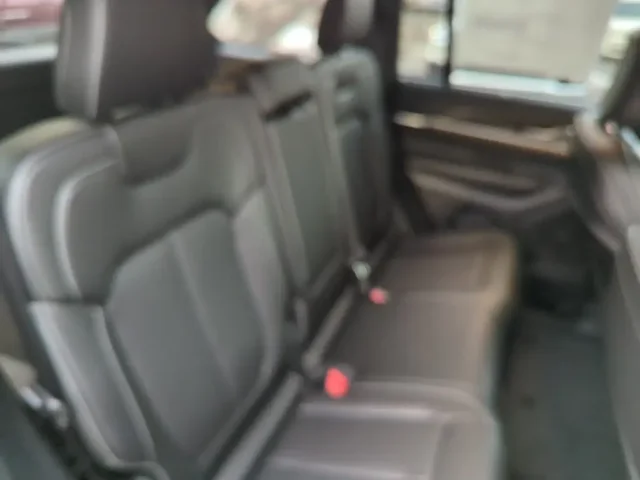 Nuevos JEEP GRAND CHEROKEE à Estados chez autogozo