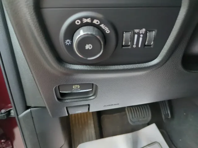 Nuevos JEEP GRAND CHEROKEE à Estados chez autogozo