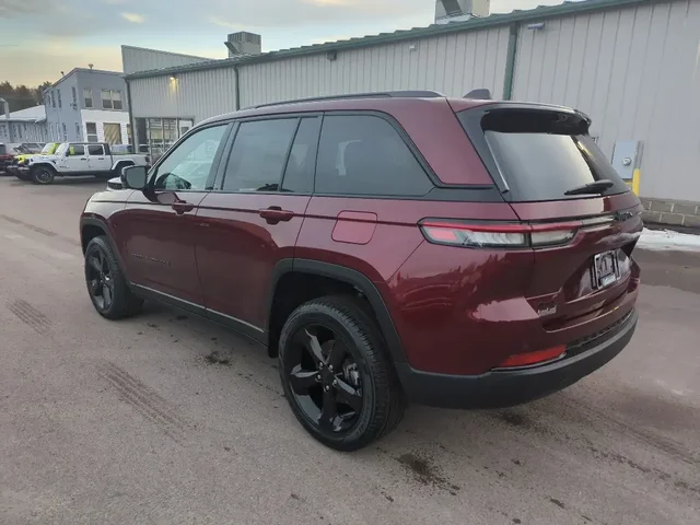 Nuevos JEEP GRAND CHEROKEE à Estados chez autogozo