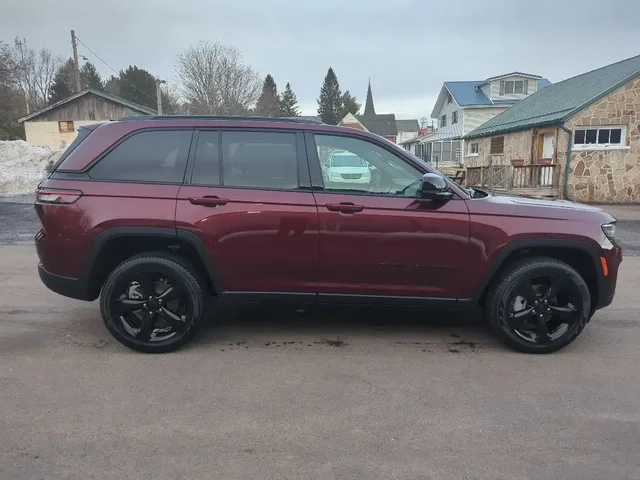 Nuevos JEEP GRAND CHEROKEE à Estados chez autogozo