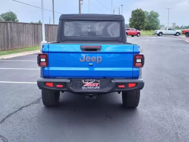 Nuevos JEEP GLADIATOR à Estados chez autogozo