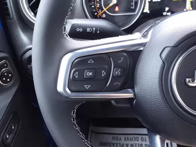 Nuevos JEEP GLADIATOR à Estados chez autogozo