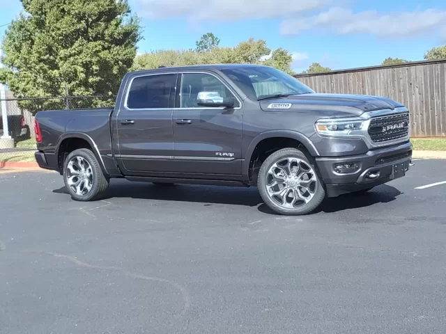 Nuevos RAM 1500 à Estados chez autogozo