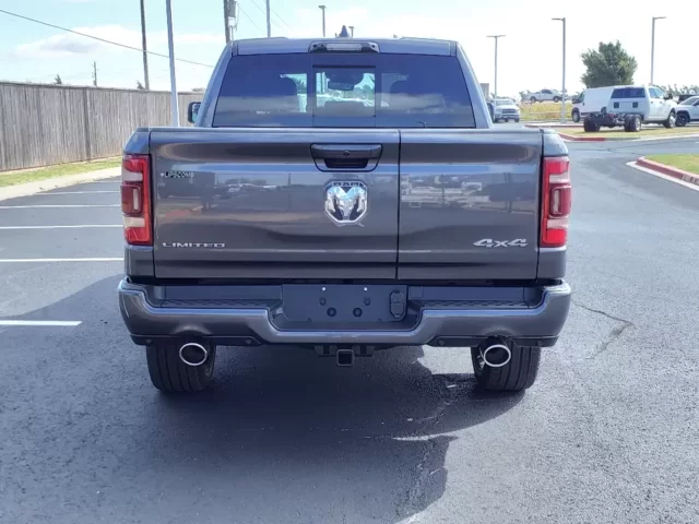 Nuevos RAM 1500 à Estados chez autogozo