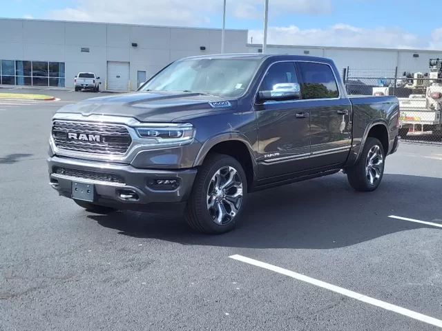 Nuevos RAM 1500 à Estados chez autogozo