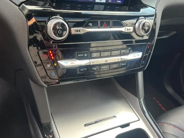 Nuevos FORD EXPLORER à Estados chez autogozo