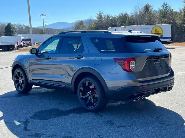 Nuevos FORD EXPLORER à Estados chez autogozo