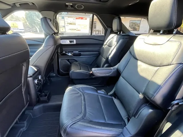 Nuevos FORD EXPLORER à Estados chez autogozo