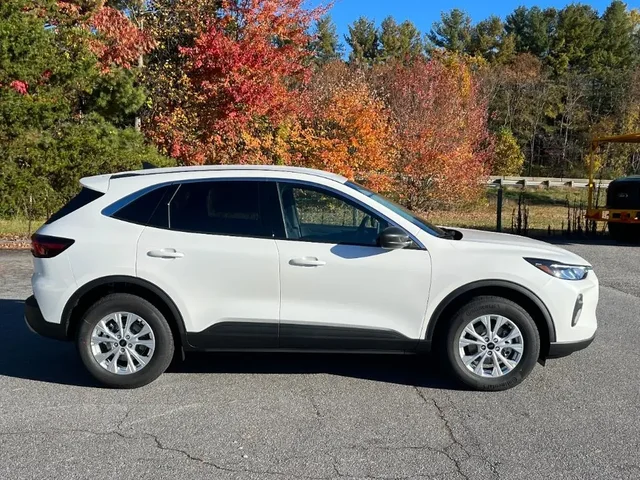 Nuevos FORD ESCAPE à Estados chez autogozo