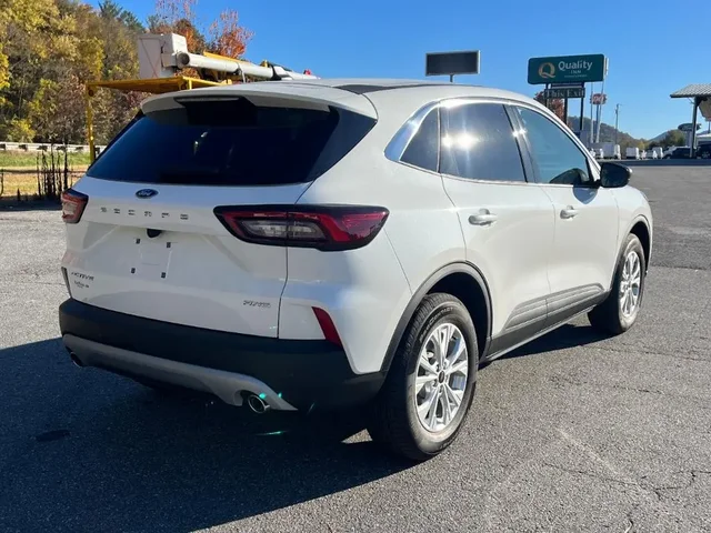 Nuevos FORD ESCAPE à Estados chez autogozo