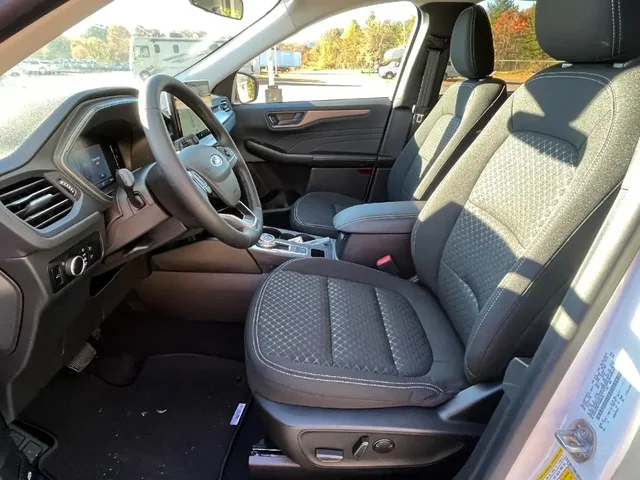Nuevos FORD ESCAPE à Estados chez autogozo