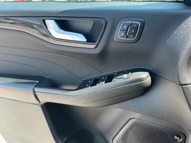 Nuevos FORD ESCAPE à Estados chez autogozo