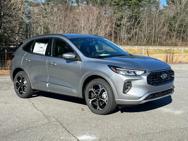 Nuevos FORD ESCAPE à Estados chez autogozo