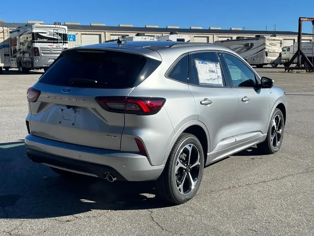 Nuevos FORD ESCAPE à Estados chez autogozo