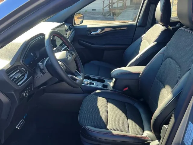 Nuevos FORD ESCAPE à Estados chez autogozo