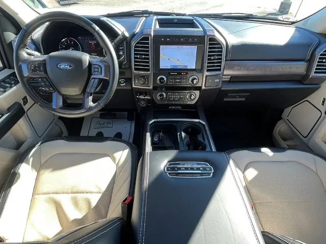 SEMINUEVOS Ford F-350 Super Duty a Estados en autogozo
