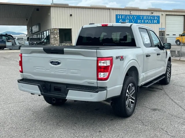 Nuevos FORD F-150 à Estados chez autogozo