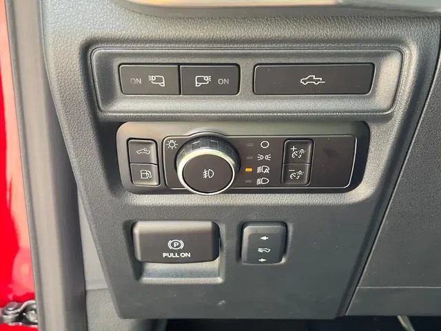 Nuevos FORD F-150 à Estados chez autogozo