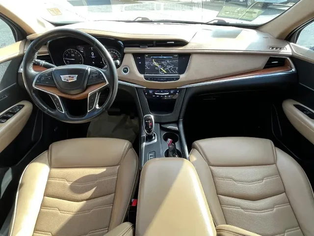 SEMINUEVOS Cadillac XT5 a Estados en autogozo