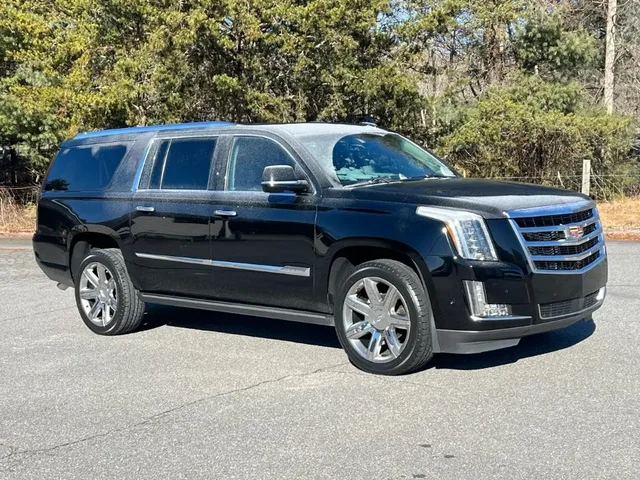 SEMINUEVOS Cadillac Escalade ESV a Estados en autogozo
