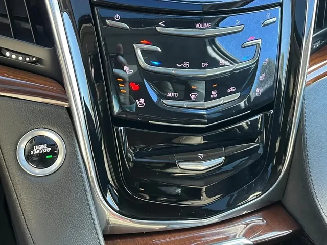 SEMINUEVOS Cadillac Escalade ESV a Estados en autogozo