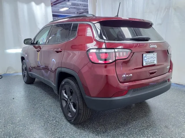 SEMINUEVOS Jeep Compass a Estados en autogozo