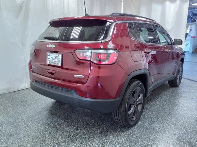 SEMINUEVOS Jeep Compass a Estados en autogozo