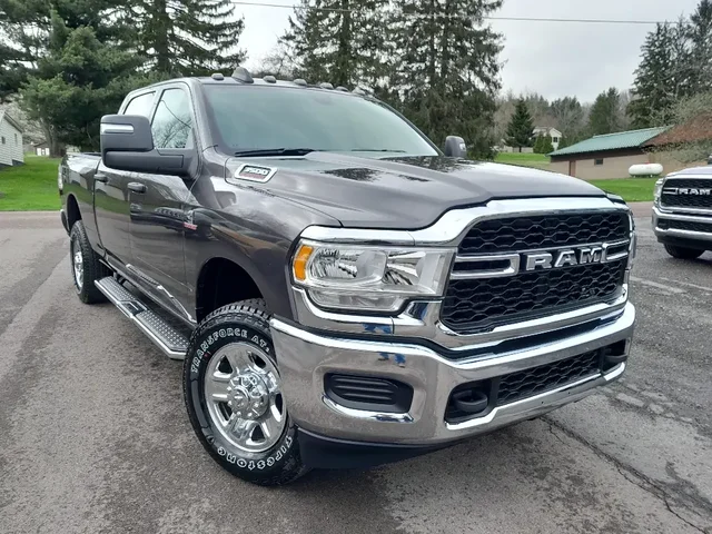 Nuevos RAM 3500 à Estados chez autogozo