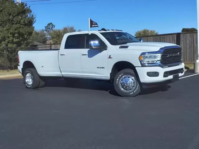 Nuevos RAM 3500 à Estados chez autogozo