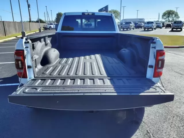 Nuevos RAM 3500 à Estados chez autogozo