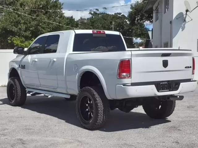 SEMINUEVOS RAM 2500 a Estados en autogozo