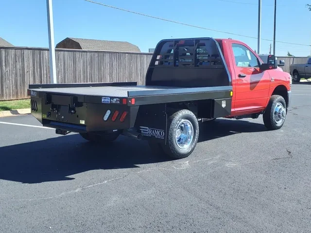 Nuevos RAM 3500 à Estados chez autogozo
