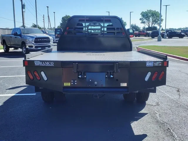 Nuevos RAM 3500 à Estados chez autogozo