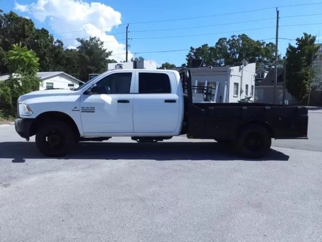 SEMINUEVOS RAM 3500 a Estados en autogozo