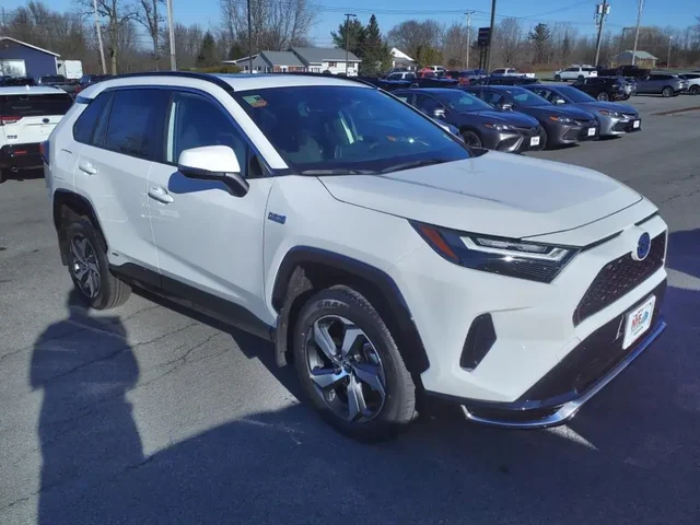 Nuevos TOYOTA RAV4 PRIME à Estados chez autogozo