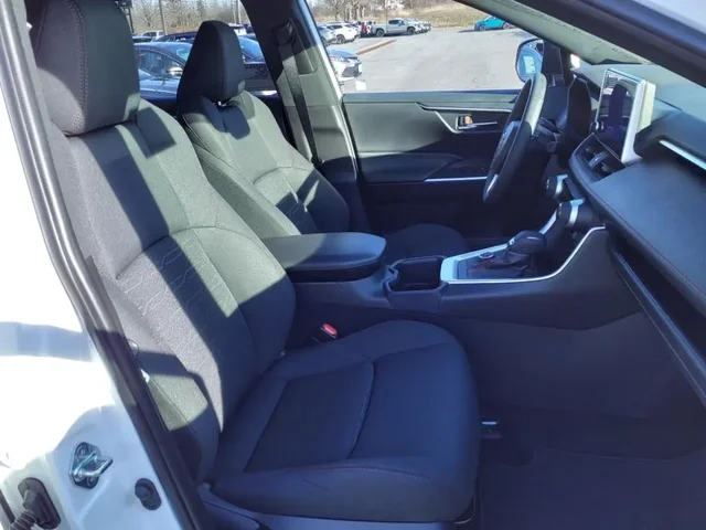Nuevos TOYOTA RAV4 PRIME à Estados chez autogozo