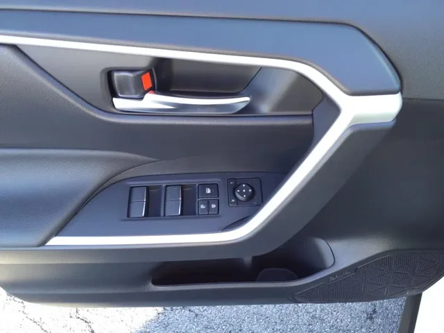 Nuevos TOYOTA RAV4 PRIME à Estados chez autogozo