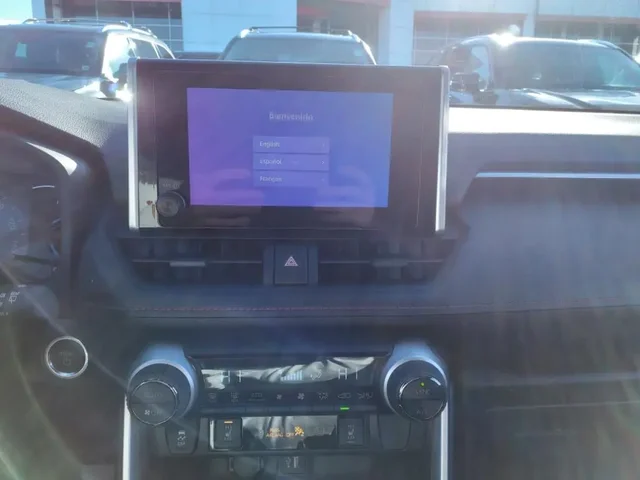 Nuevos TOYOTA RAV4 PRIME à Estados chez autogozo