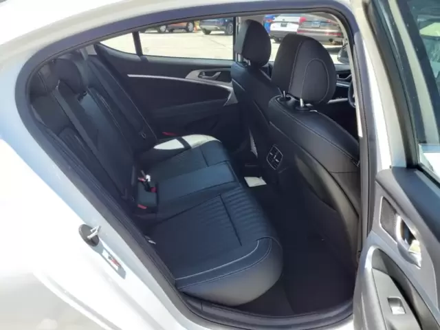 SEMINUEVOS Genesis G70 a Estados en autogozo