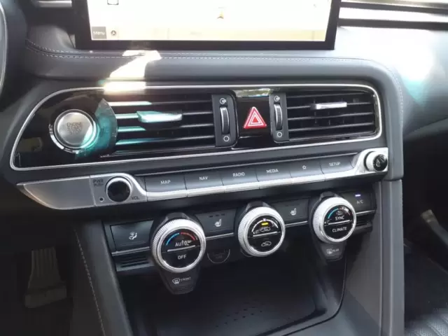 SEMINUEVOS Genesis G70 a Estados en autogozo
