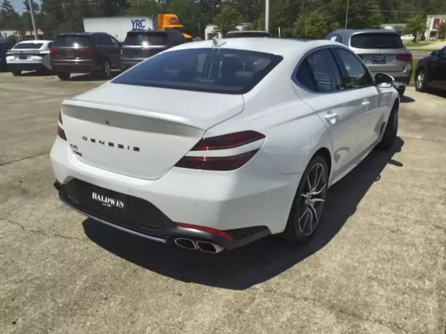 SEMINUEVOS Genesis G70 a Estados en autogozo